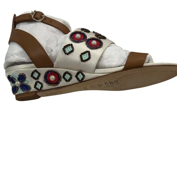 Tory Burch Embellished‎ Wedge Sandals White Leather Floral Beaded Size 75M - Picture 3 of 4